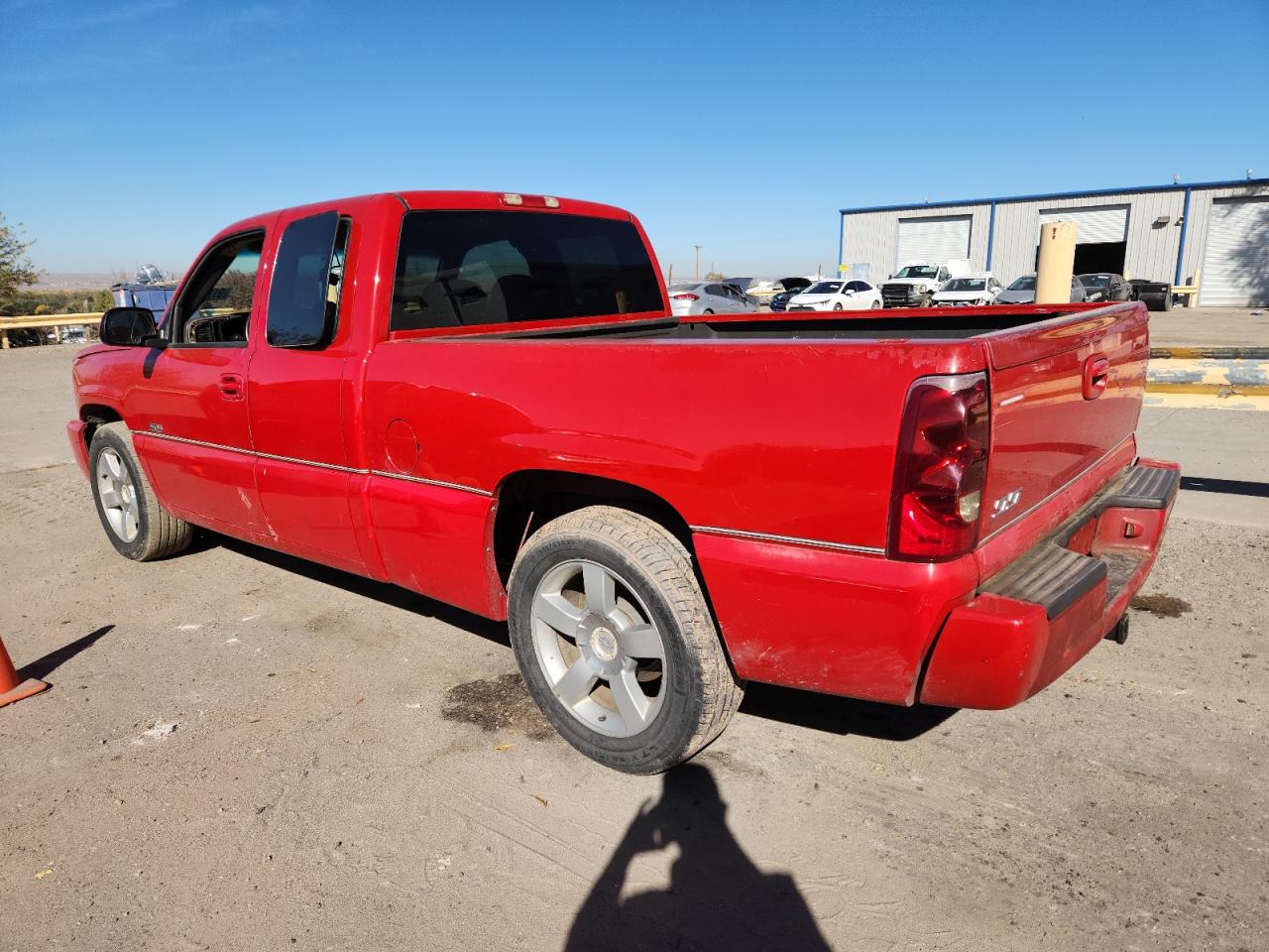 Chevrolet Silverado K1500 Image 11