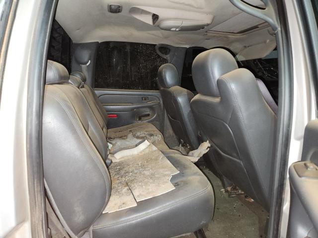 Chevrolet Silverado C3500 Image 6