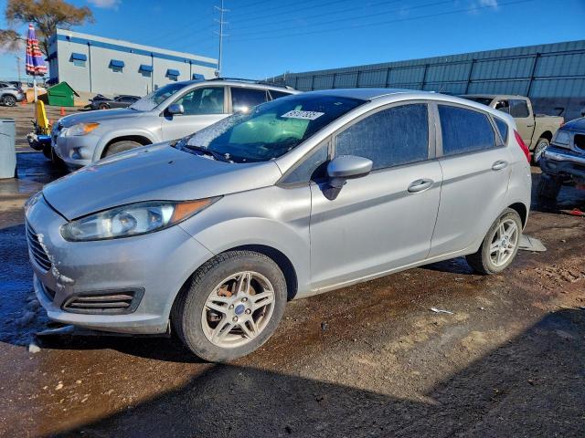  Salvage Ford Fiesta