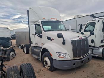  Salvage Peterbilt Tractor 579
