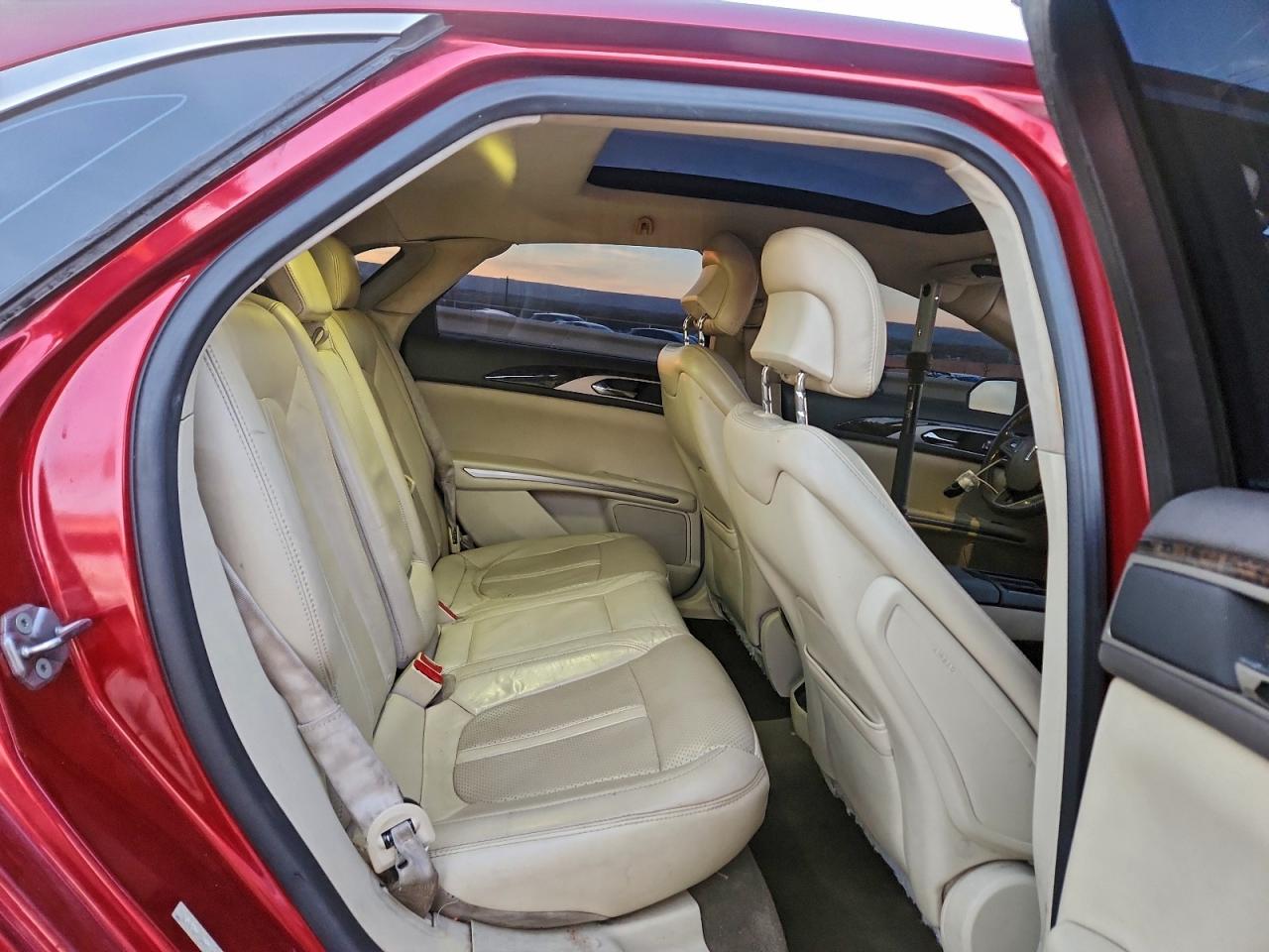 Lincoln MKZ Image 11