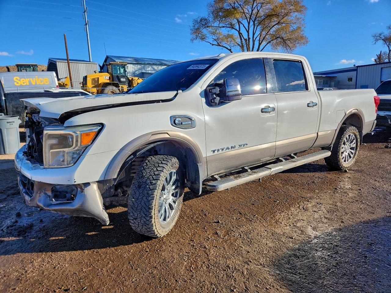 Nissan Titan Sl Image 1