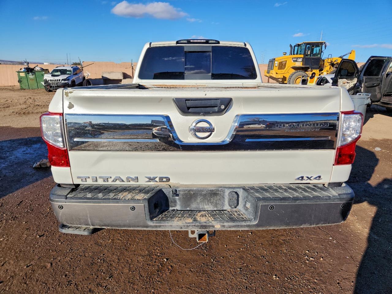 Nissan Titan Sl Image 10