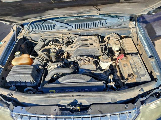 Ford Explorer Xlt Image 11