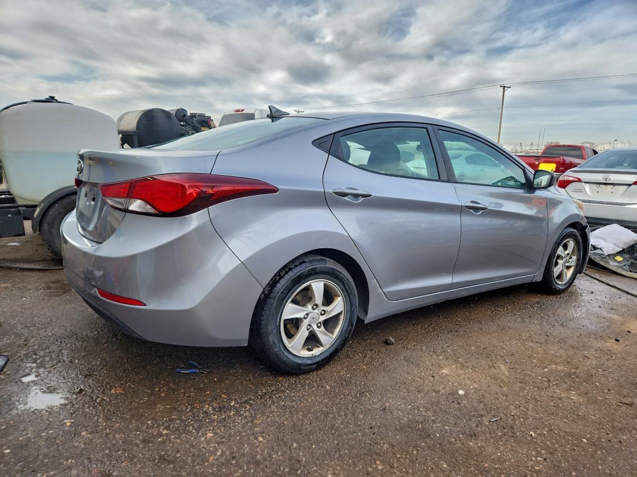 Hyundai ELANTRA Se Image 2