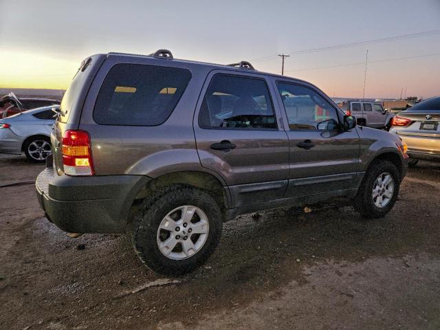 Ford Escape Xlt Image 4