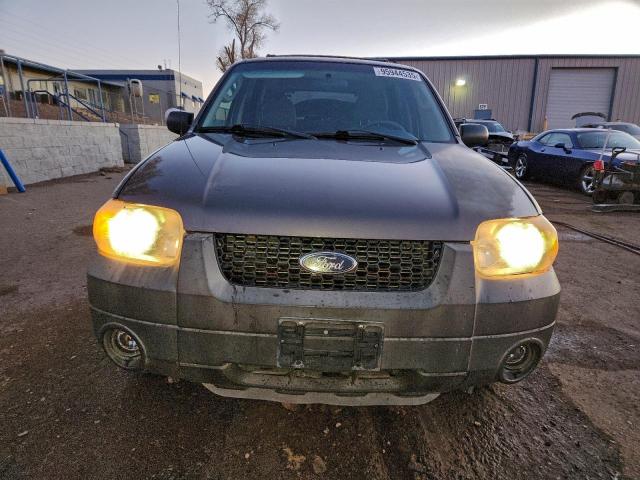 Ford Escape Xlt Image 2