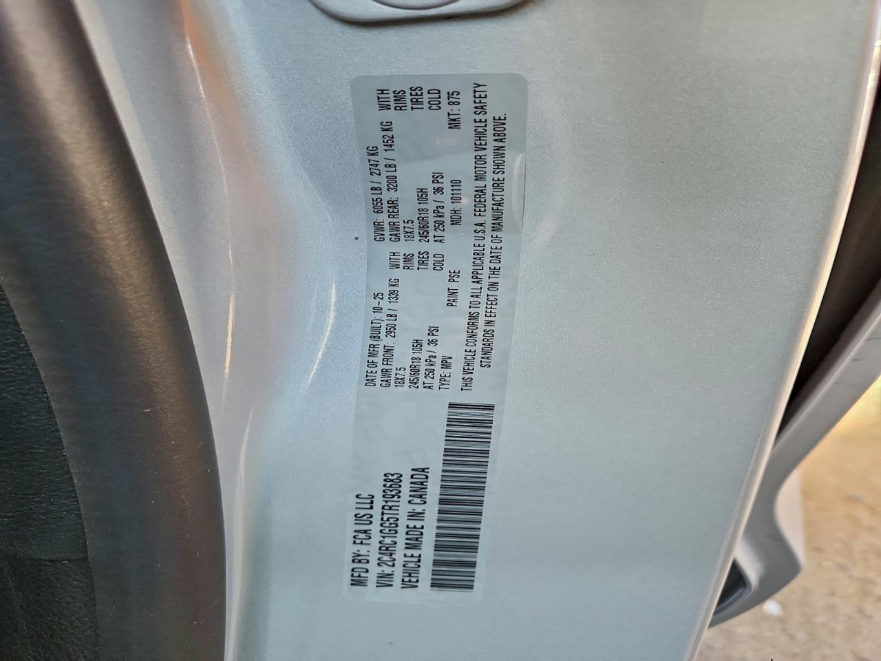 Chrysler Pacifica Limited Image 8