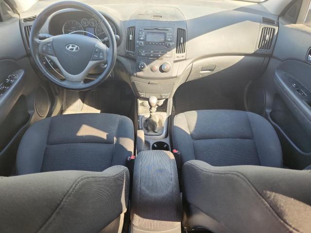 Hyundai ELANTRA Image 5