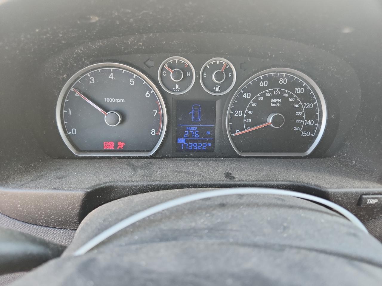 Hyundai ELANTRA Image 8