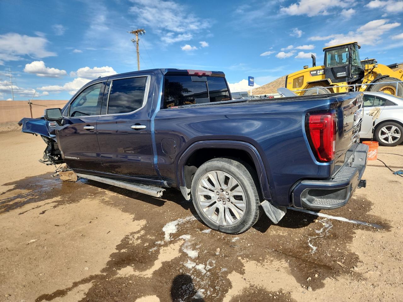 GMC Sierra K1500 Denali Image 11
