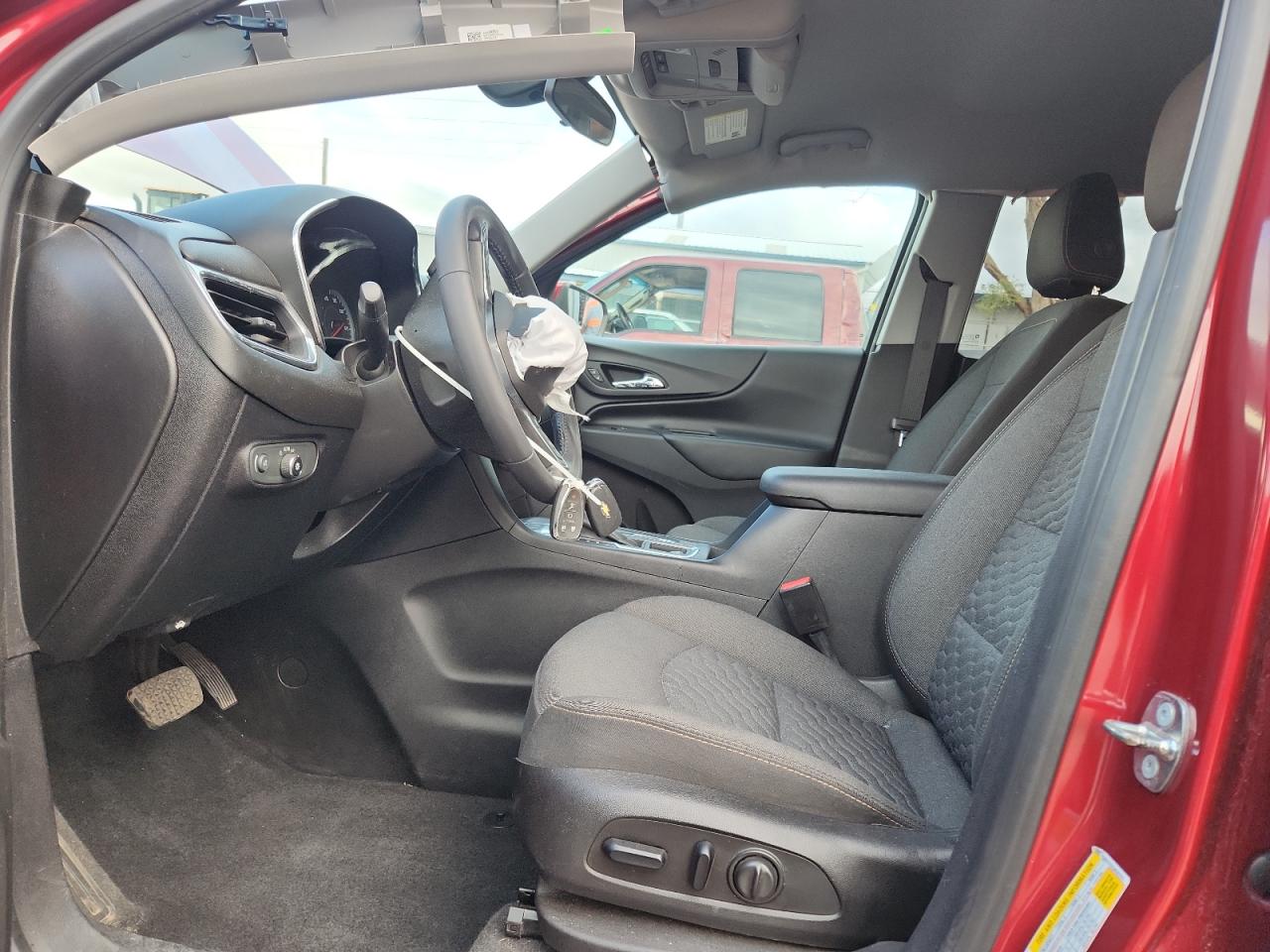 Chevrolet Equinox Lt Image 2