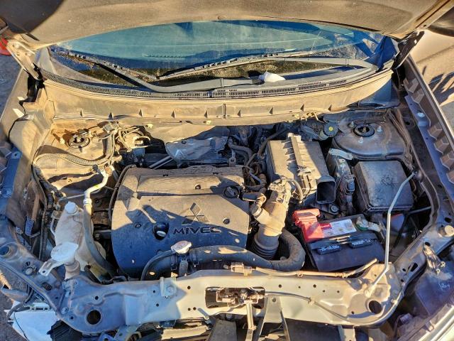 Mitsubishi Outlander Es Image 12