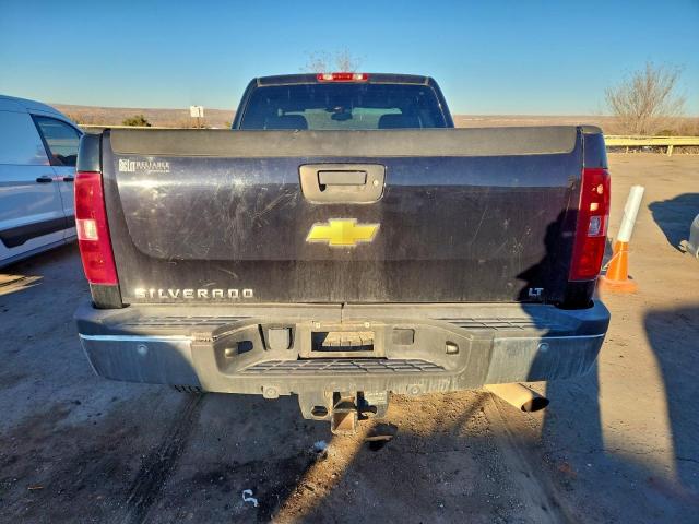 Chevrolet Silverado K2500 Heavy Duty Lt Image 12