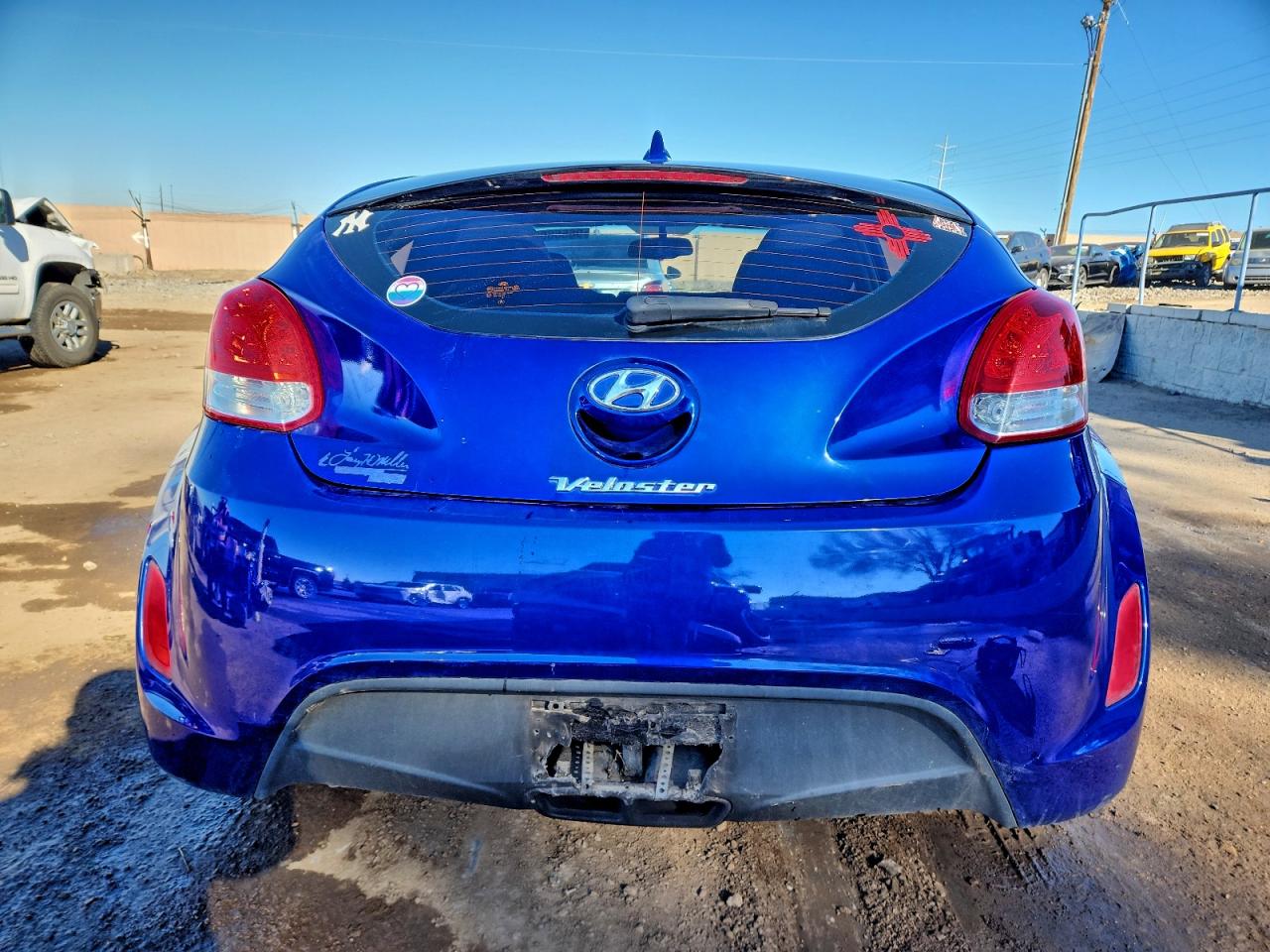 Hyundai VELOSTER Image 4