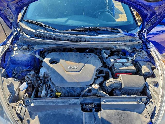 Hyundai VELOSTER Image 8