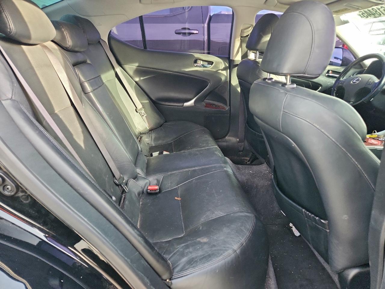 Lexus Is 250 Image 10