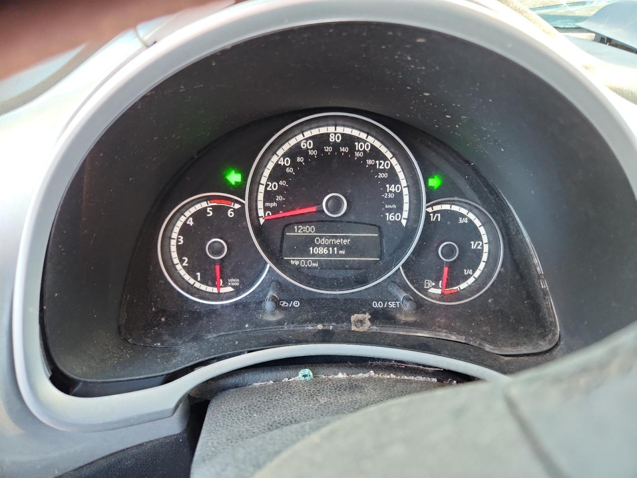 Volkswagen Beetle Image 7