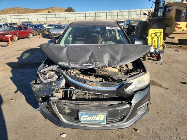 Chevrolet Sonic Lt Image 4