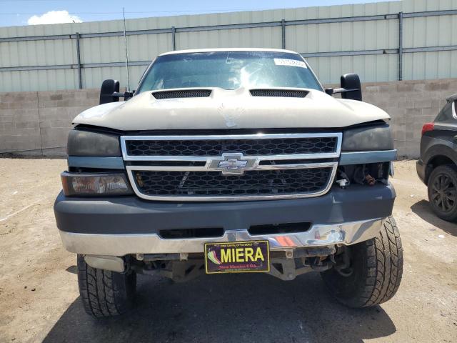 Chevrolet Silverado C1500 Image 2