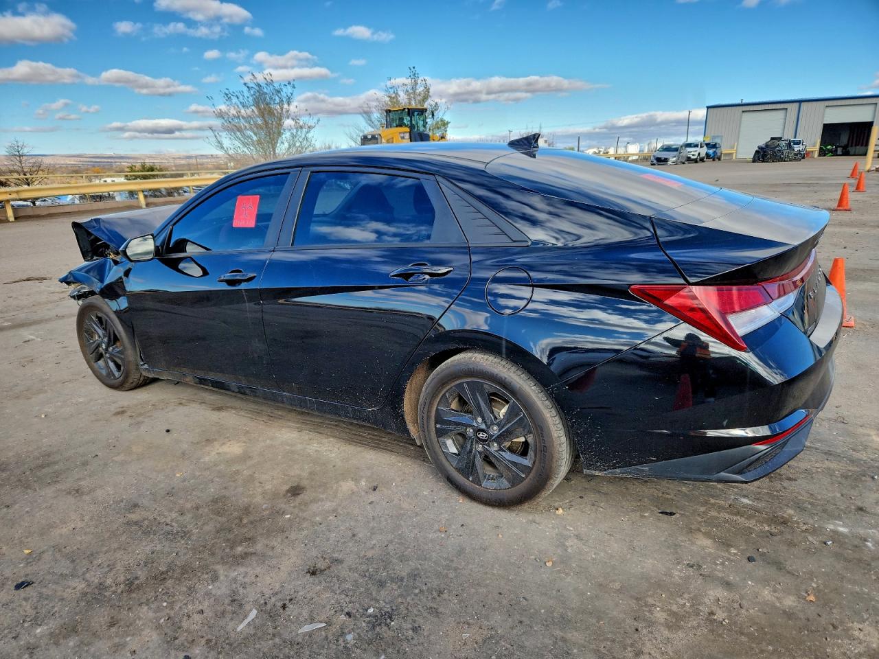 Hyundai ELANTRA Sel Image 7