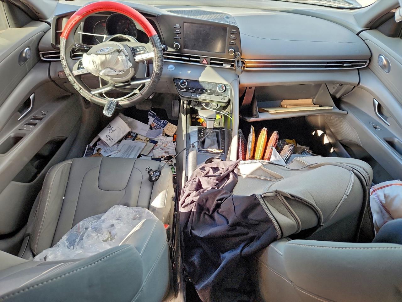 Hyundai ELANTRA Sel Image 5