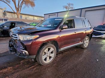 Salvage Toyota Highlander