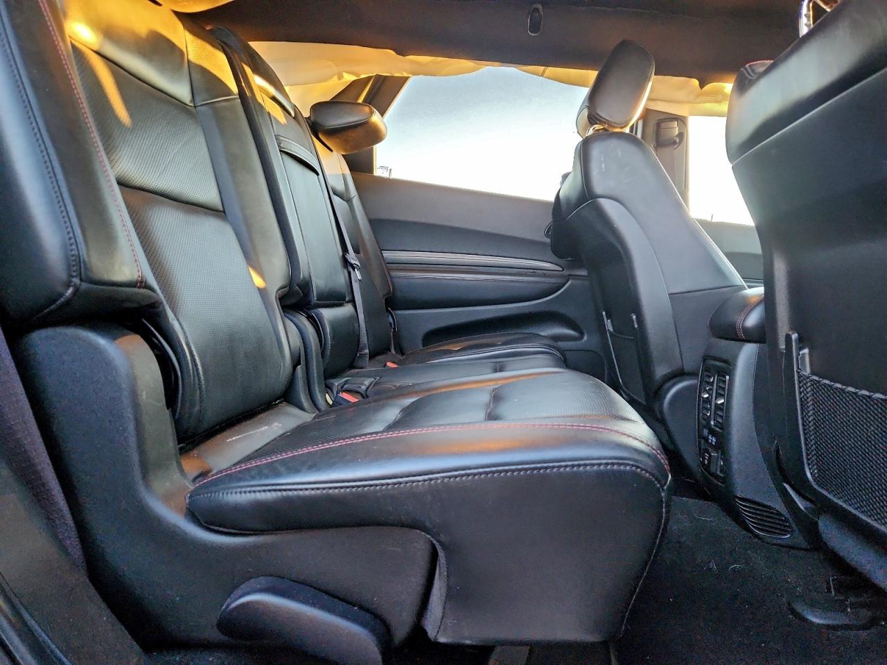 Dodge Durango R/t Image 5