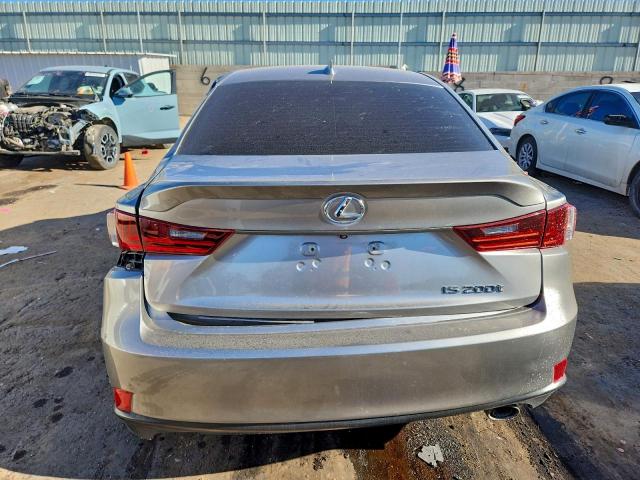 Lexus Is 200t Image 6