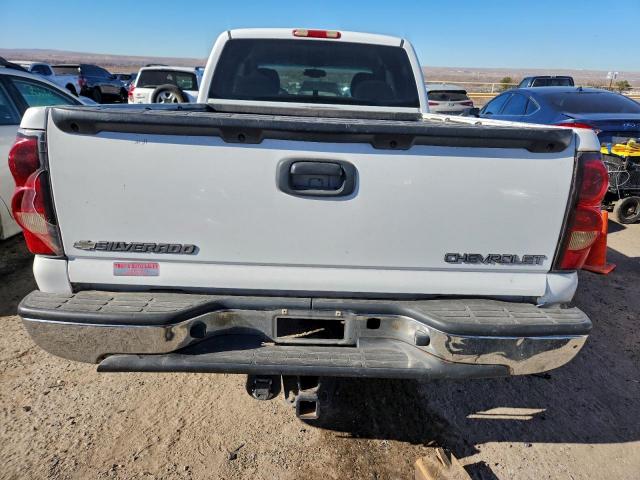 Chevrolet Silverado C1500 Image 6