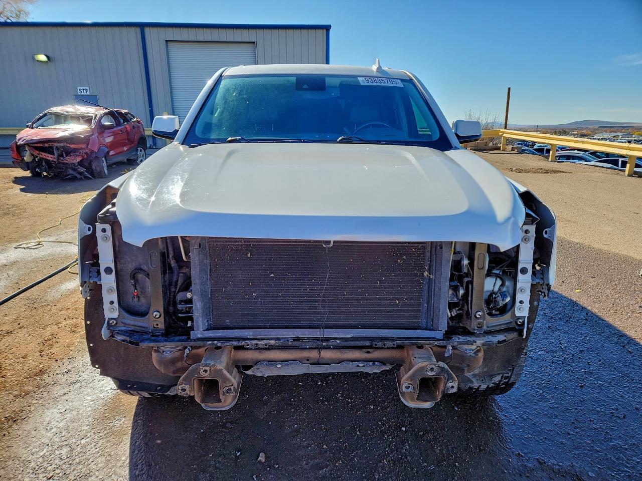 GMC Yukon Denali Image 6