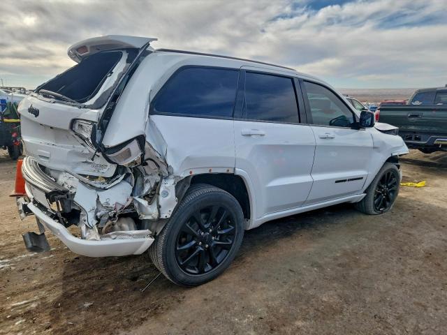 Jeep Grand Cherokee Laredo Image 10