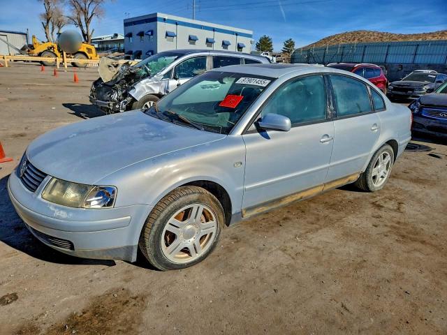  Salvage Volkswagen Passat