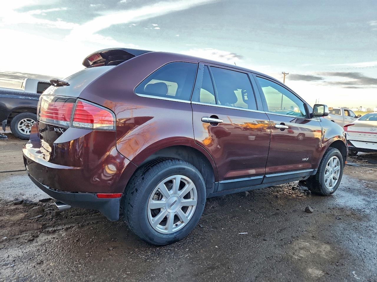 Lincoln MKX Image 12