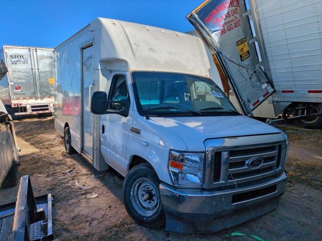 Ford Econoline E350 Super Duty Cutaway Van Image 7