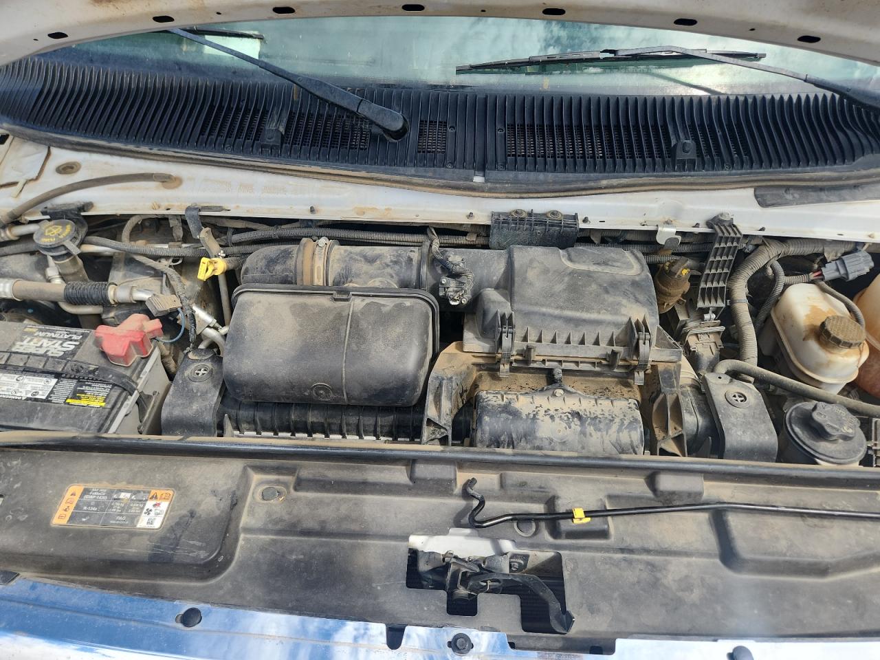 Ford Econoline E350 Super Duty Cutaway Van Image 3