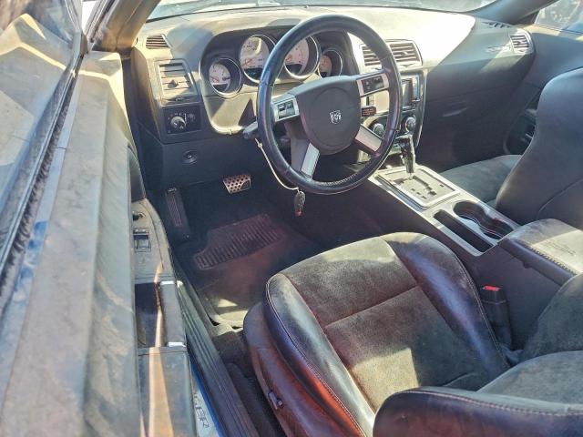 Dodge Challenger Srt-8 Image 2