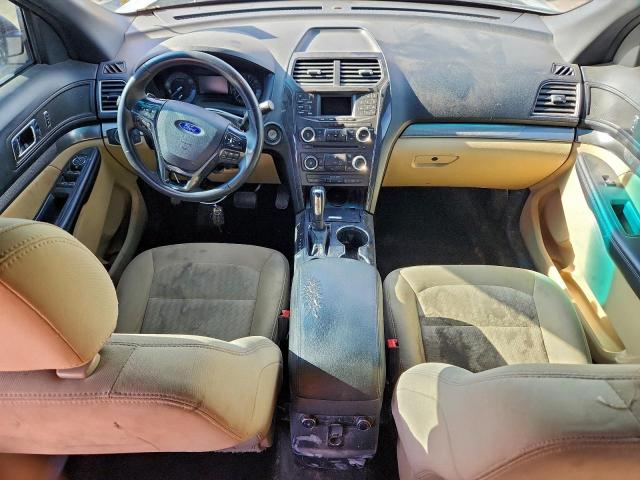 Ford Explorer Image 11