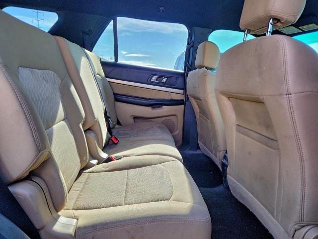 Ford Explorer Image 10