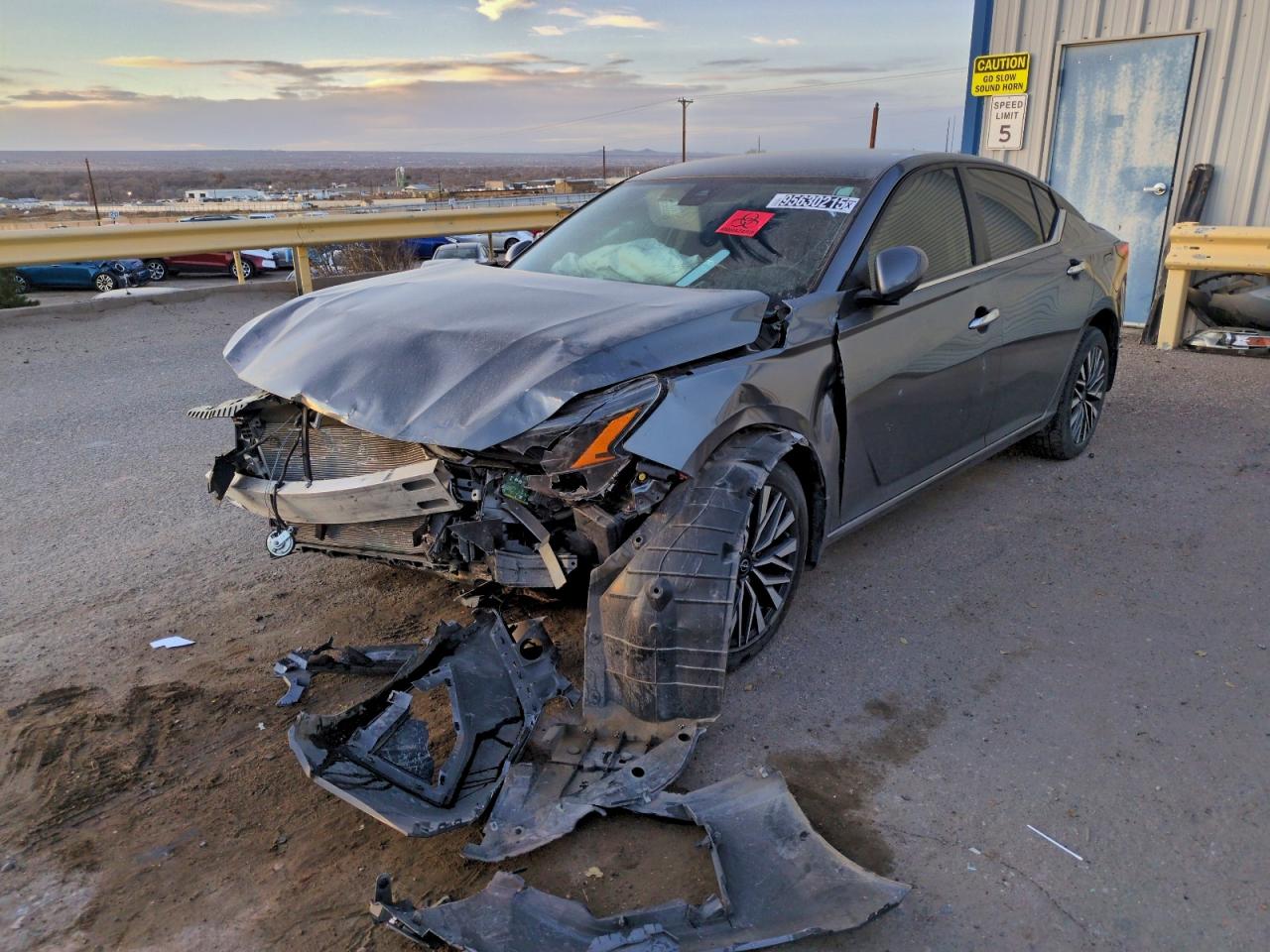 Nissan Altima Sv Image 1