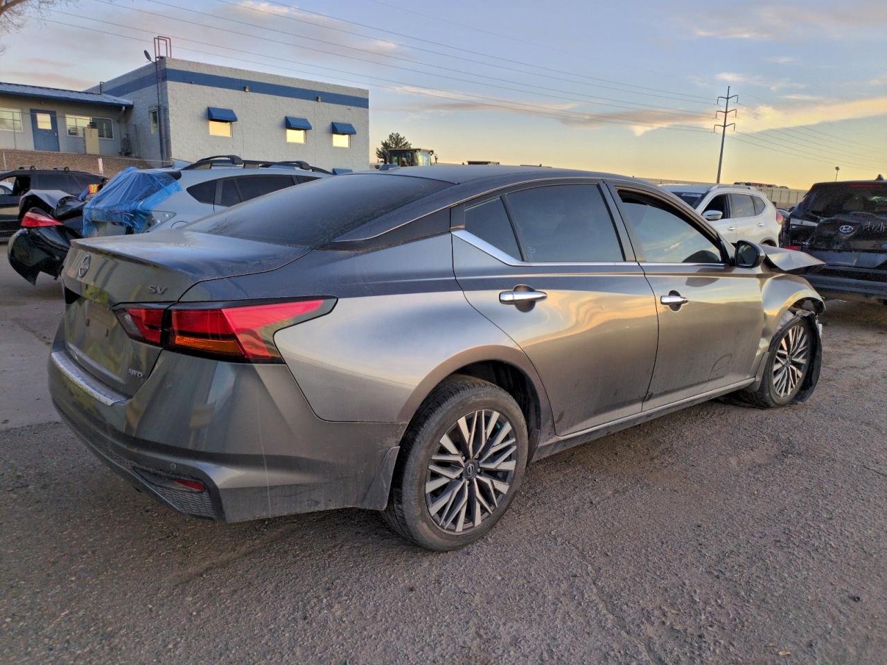 Nissan Altima Sv Image 4