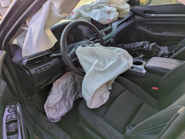 Nissan Altima Sv Image 6