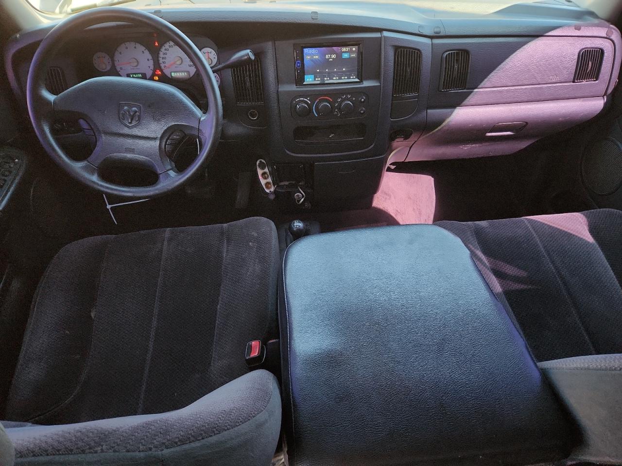 Dodge Ram 1500 St Image 12