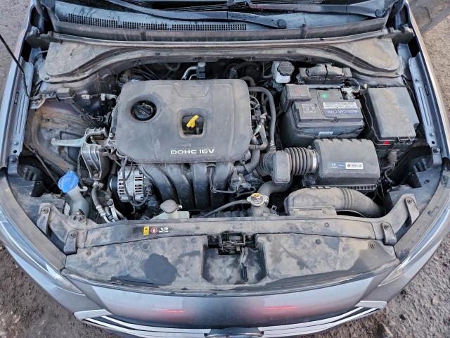 Hyundai ELANTRA Sel Image 11