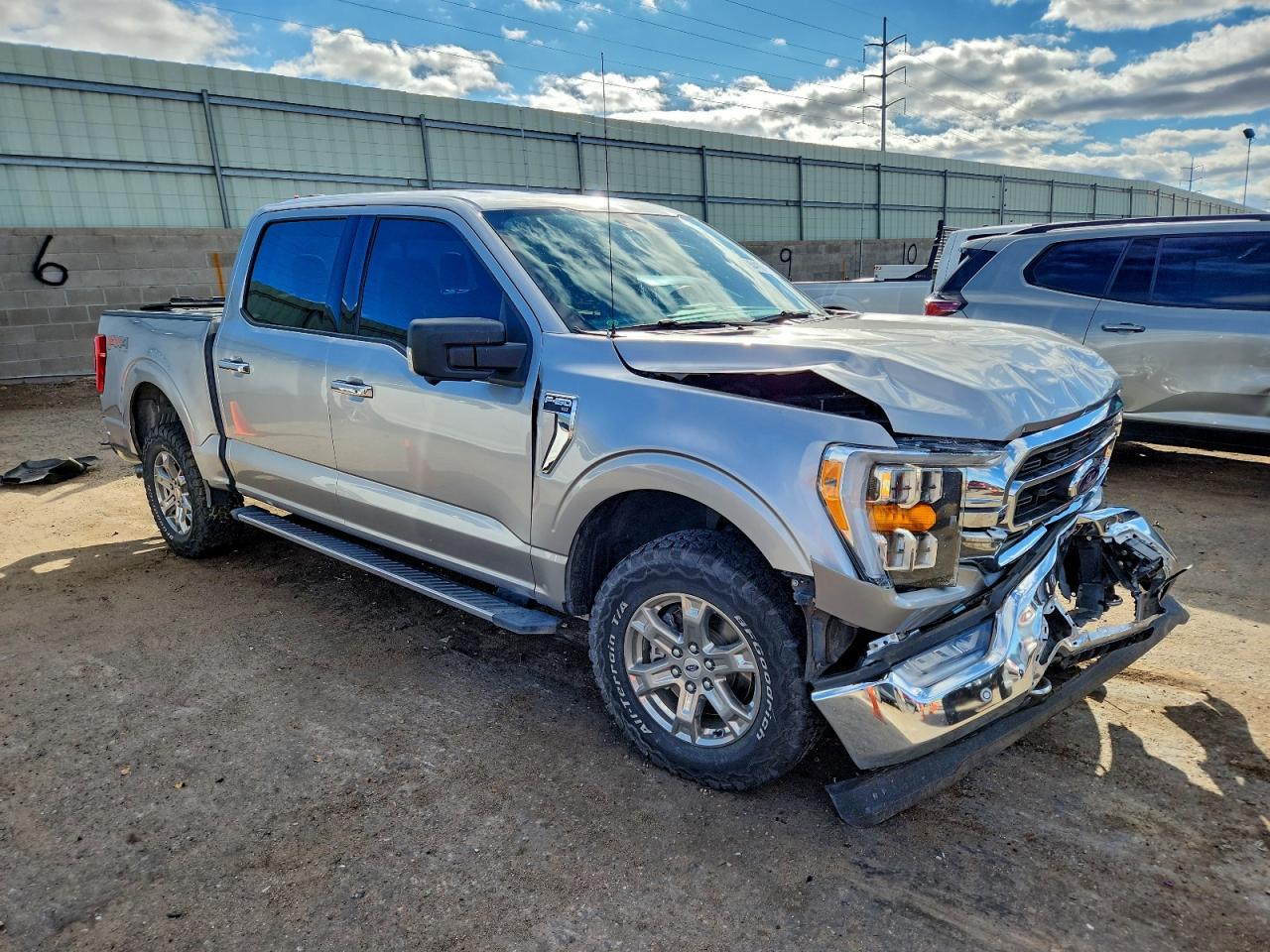 Ford F-150 Supercrew Image 3