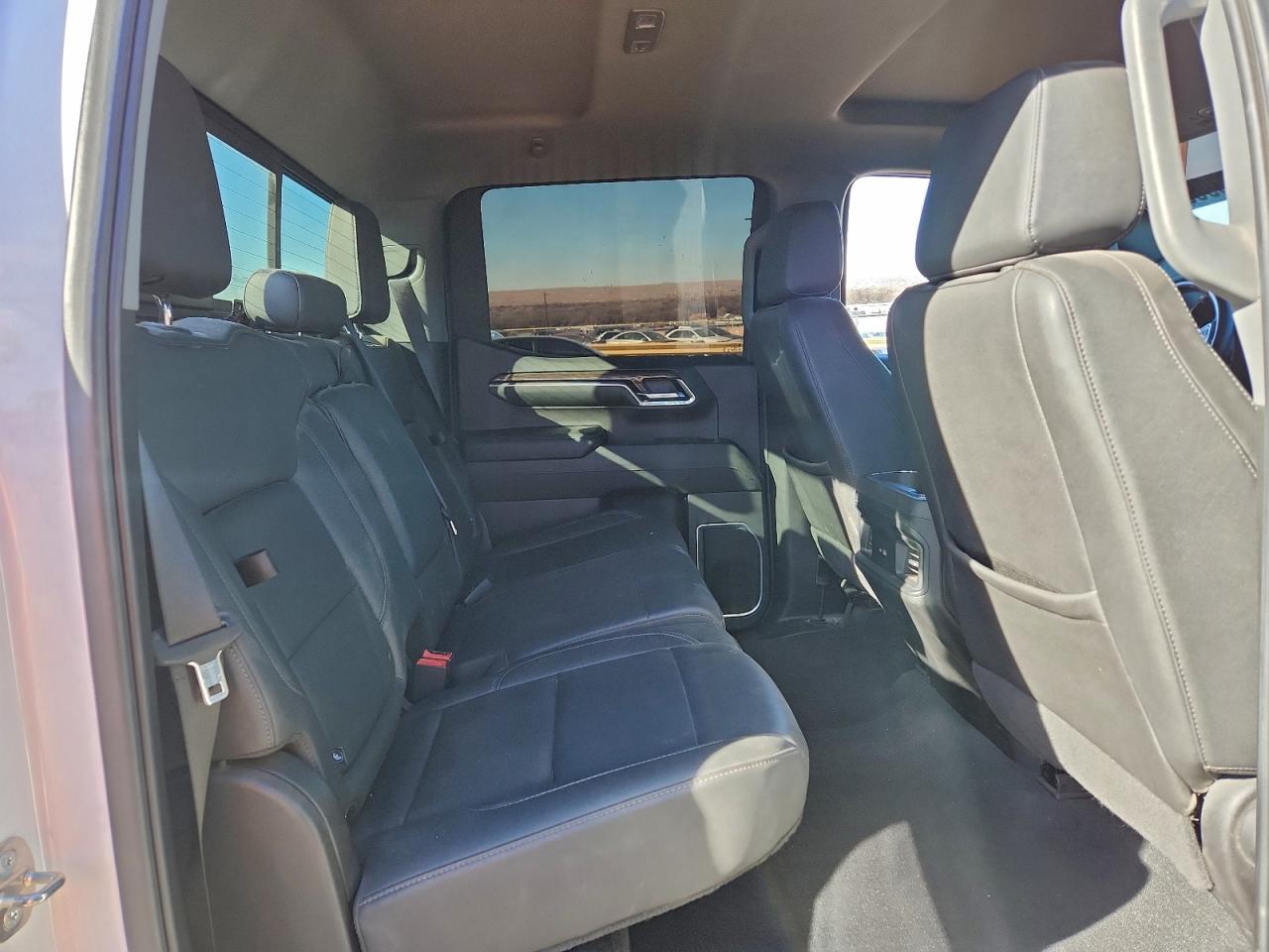 Chevrolet Silverado K1500 Rst Image 11