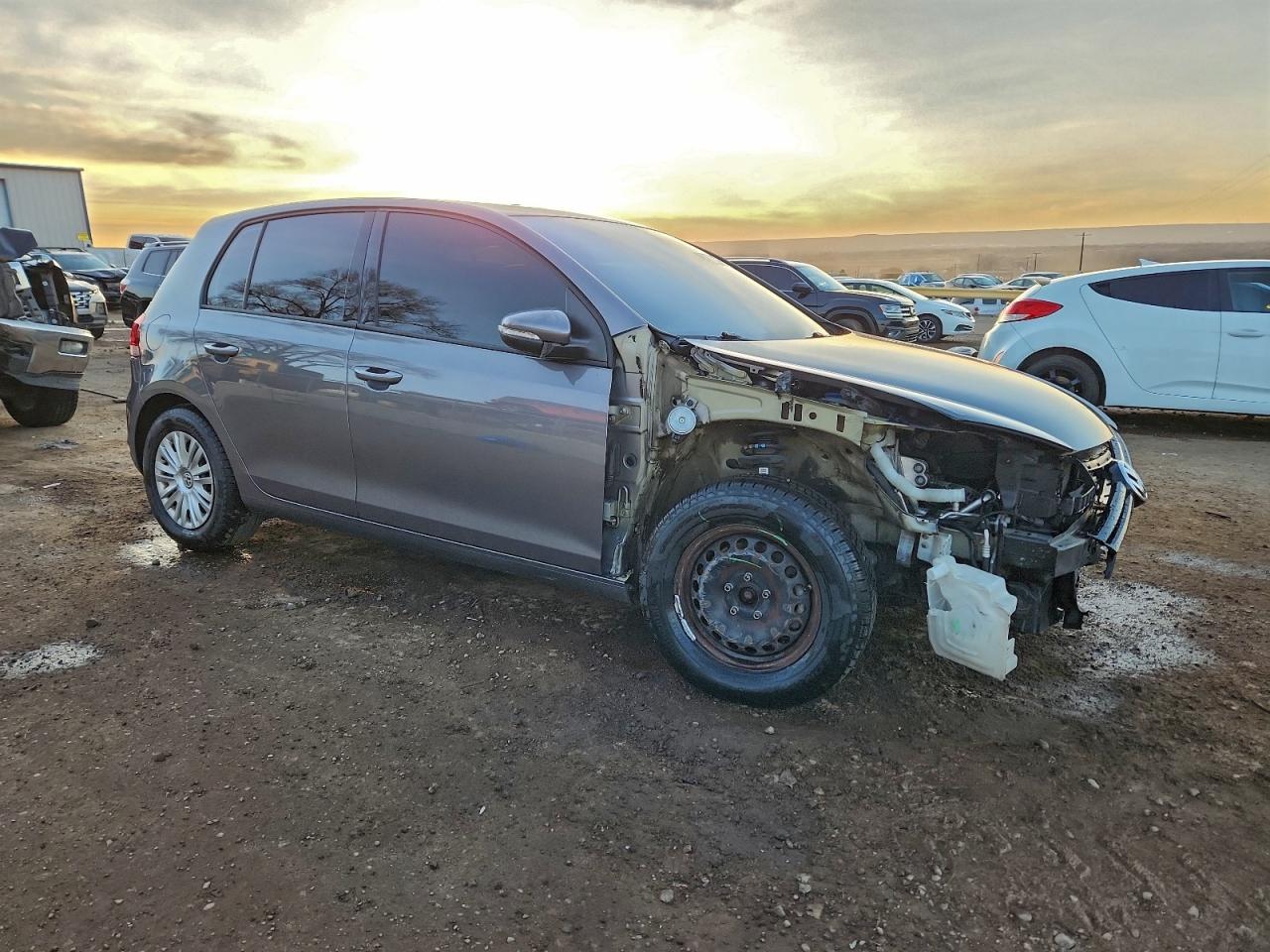 Volkswagen Golf Image 2