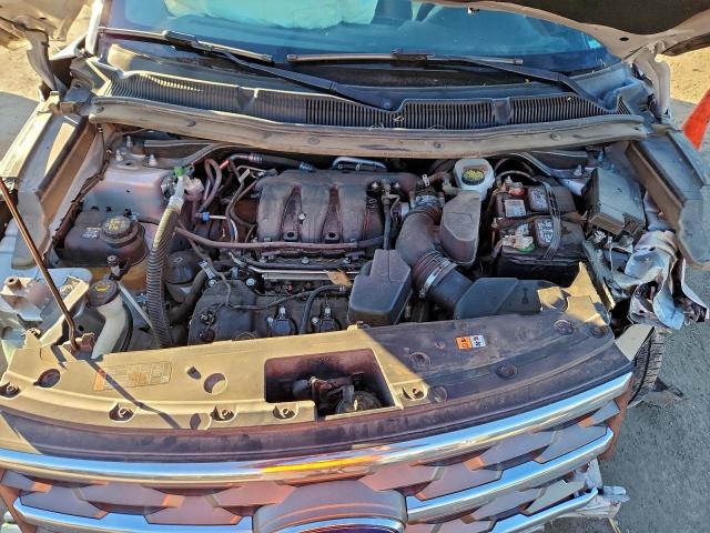 Ford Explorer Image 11