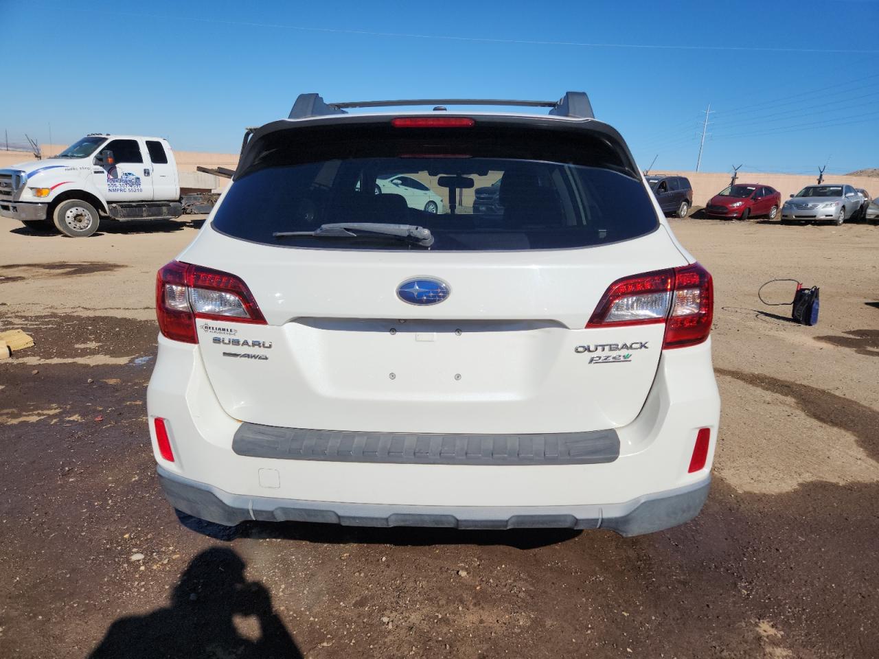 Subaru Outback 2.5i Limited Image 13