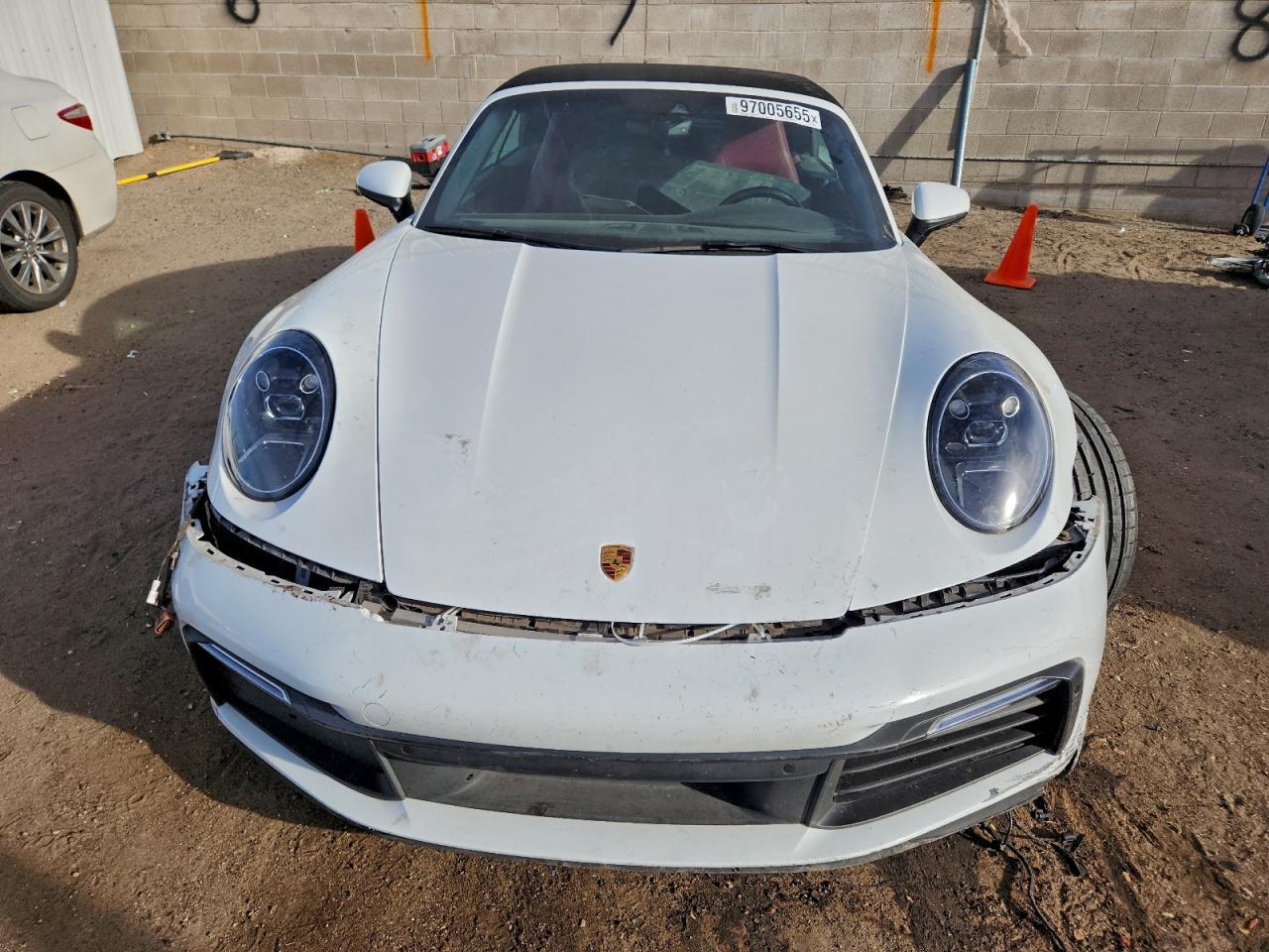 Porsche 911 Carrera Image 5